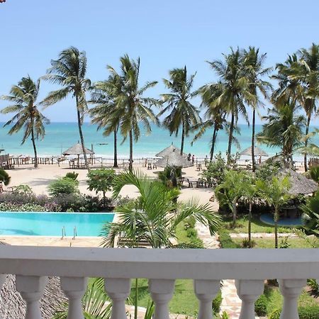 Villa Dahl Beach Resort Дар-эс-Саламе Экстерьер фото