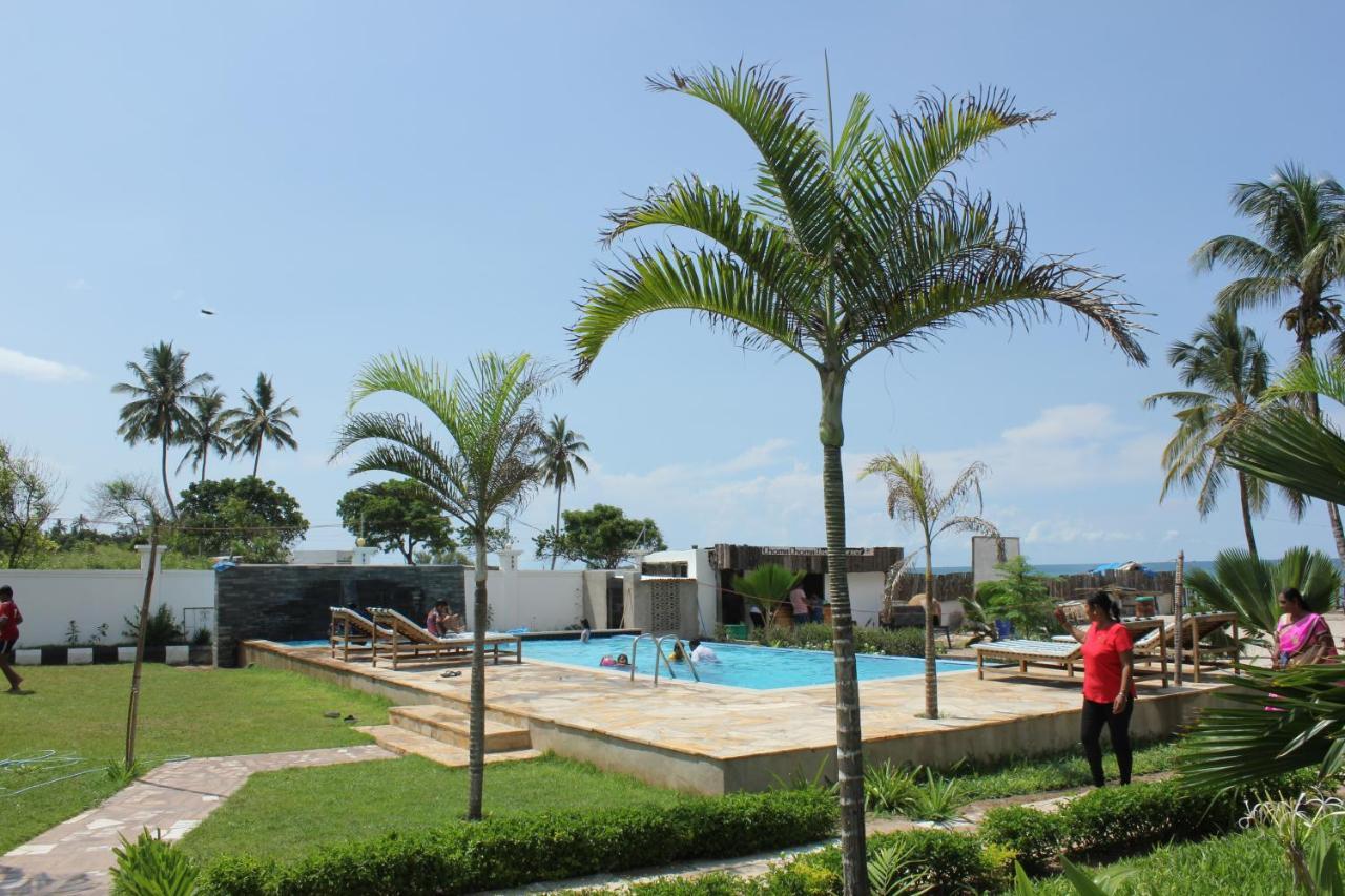 Villa Dahl Beach Resort Дар-эс-Саламе Экстерьер фото