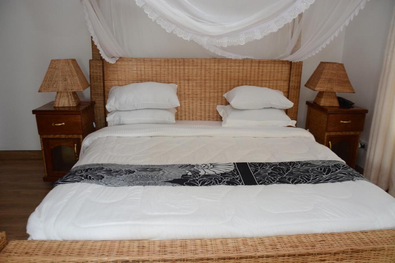Villa Dahl Beach Resort Дар-эс-Саламе Экстерьер фото