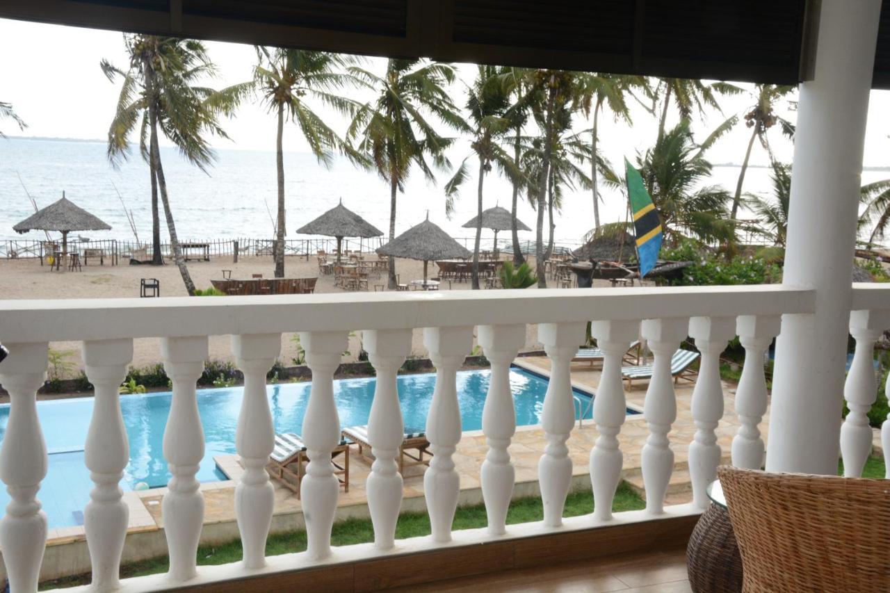 Villa Dahl Beach Resort Дар-эс-Саламе Экстерьер фото