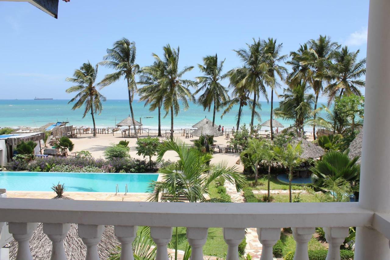Villa Dahl Beach Resort Дар-эс-Саламе Экстерьер фото