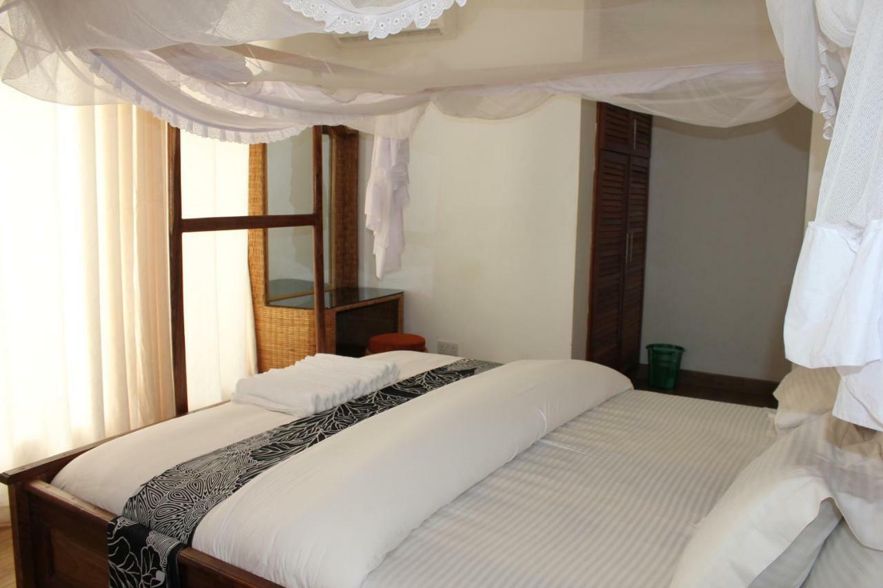 Villa Dahl Beach Resort Дар-эс-Саламе Экстерьер фото